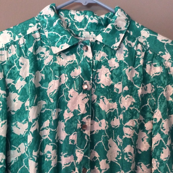 Vintage Green and White Floral Dress, Made in USA - Picture 2 of 14